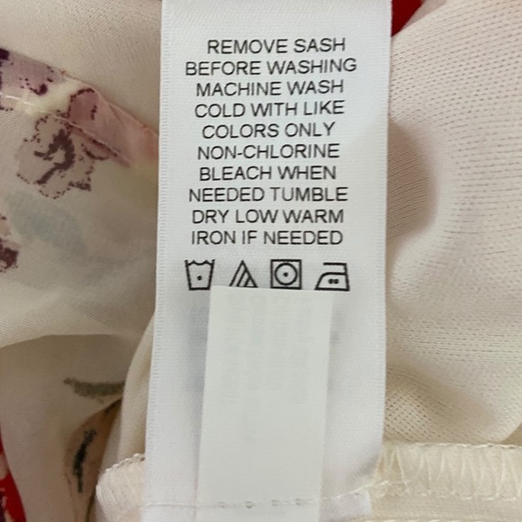 Maurices NEW Floral Off The Shoulder Smocked Midi Dress Plus Cottagecore Size 3X - Picture 6 of 12